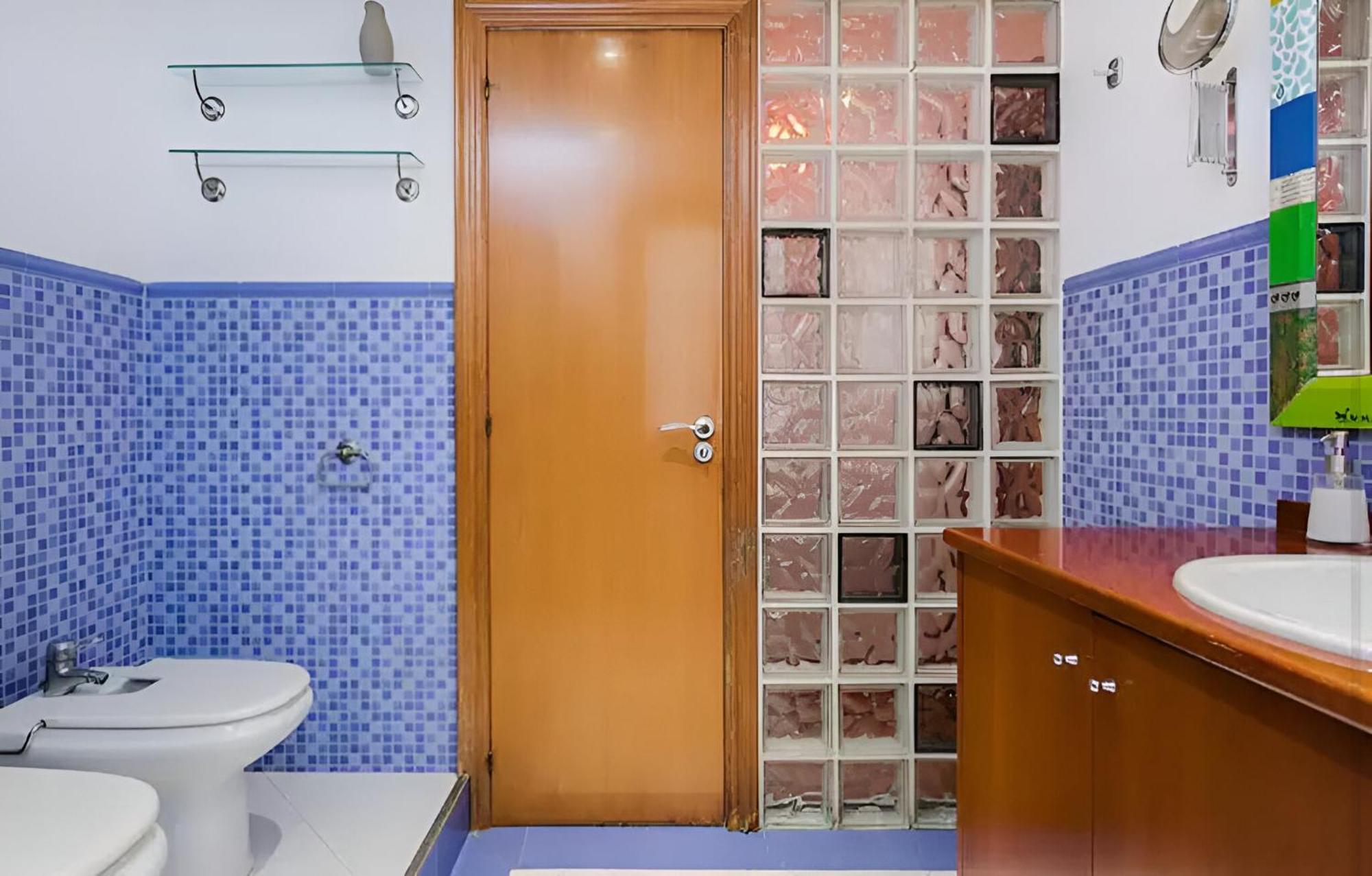 شقة Acogedor Piso En برشلونة المظهر الخارجي الصورة