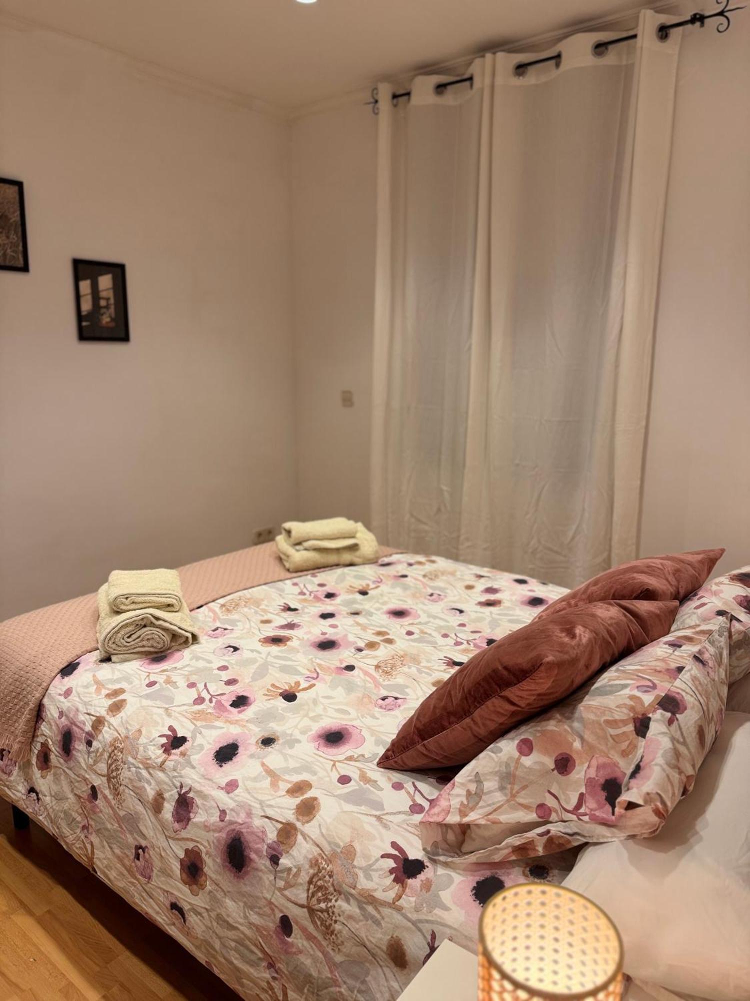 شقة Acogedor Piso En برشلونة المظهر الخارجي الصورة
